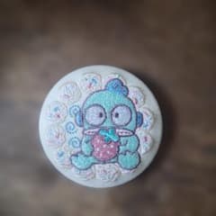 サンリオキャラクターズ 刺繍缶バッジ ハンギョドンのサムネイル