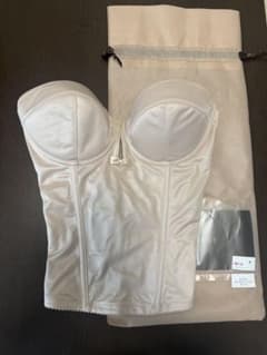 ema様　【美品】NOVARESE（ノバレーゼ） ブライダルインナー E75のサムネイル