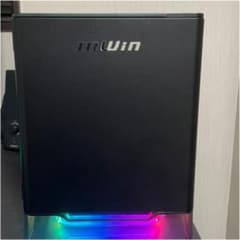 自作ゲーミングpc キーボードマウス付きのサムネイル