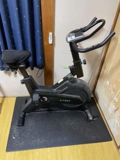 FITBOX 第3世代 フィットネスバイク エアロバイクのサムネイル