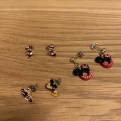 【ディズニーリゾート】ピアス3点セットのサムネイル