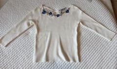 Rirandture 花刺繍 リブニット ホワイト 七分袖　フラワーのサムネイル