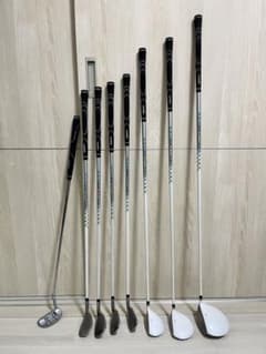 レフティ　MU SPORTS レディースクラブセット 8本　ヘッドカバー付 レフティ MU SPORTS レディースクラブセット 8本 ヘッドカバー付