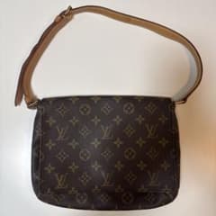 LOUIS VUITTON モノグラムミュゼットタンゴ　ショルダーバッグのサムネイル