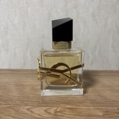 Yves Saint Laurent 香水 リブレのサムネイル