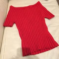 はな様専用  ニット  赤のサムネイル