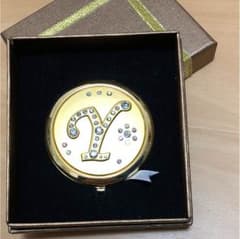 値下げ！☆ミラー☆手鏡☆新品未使用のサムネイル