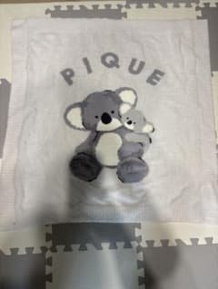 Pique コアラデザイン スタイ、ブランケット - メルカリ