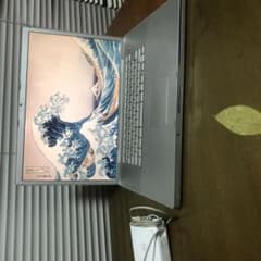 MacBook Proのサムネイル