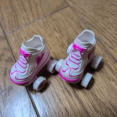 リカちゃん 靴 ローラースケート ピンク ホワイトのサムネイル