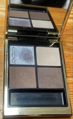 SUQQU シグニチャーカラーアイズ　S03 霜来のサムネイル
