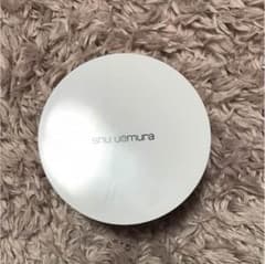 shu uemuraのサムネイル