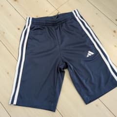 adidas くすみブルー ストライプ ハーフパンツのサムネイル