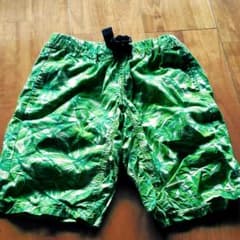 男の子　キッズ ハーフパンツ　水着　130のサムネイル