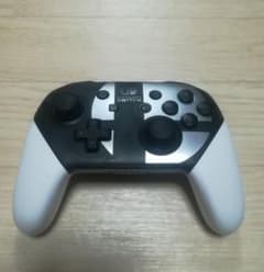 NintendoSwitch　プロコントローラー　スマブラSPエディションのサムネイル