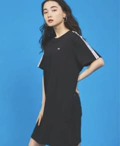 ロゴテープTワンピースのサムネイル