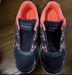 【値下げしました】CREEKS スニーカー ネイビー ピンク サイズLのサムネイル