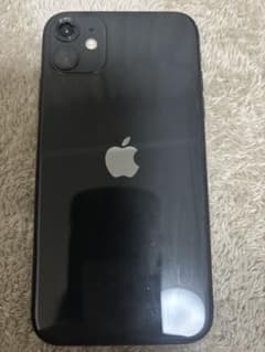 Apple iPhone 11 ブラック 本体のサムネイル