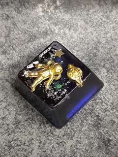 Thumbnail of 宇宙 アートキーキャップ - 宇宙服×惑星 クリアレジン