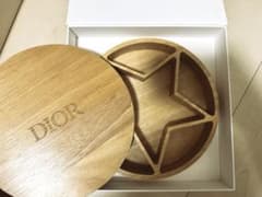 【希少】DIOR ノベルティ 木製トレイ 小物入れ インテリア 未使用 希少】DIOR ノベルティ 木製トレイ 小物入れ インテリア 未使用 - メルカリ