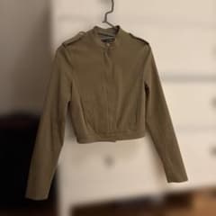 カーキ ショート丈ジャケット　ZARAのサムネイル