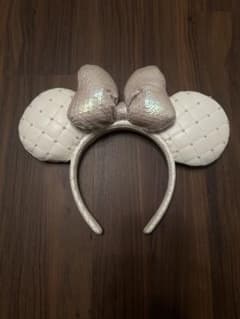ディズニー　カチューシャ　白パールのサムネイル