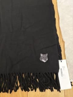 新品未使用】MAISON KITSUNÉ メゾンキツネ ブラックマフラー - メルカリ