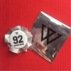 WINNER リボンバッジのサムネイル