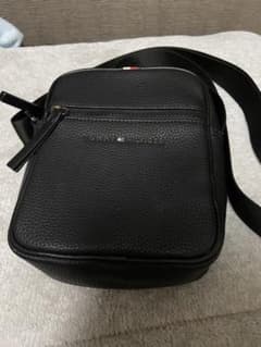 TOMMY HILFIGER  ショルダーバッグのサムネイル