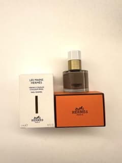 HERMÈSエルメスネイルエナメル80エトゥープLES MAINS HERMÈSのサムネイル