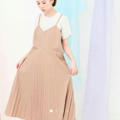 KBF プリーツキャミワンピのサムネイル