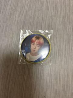 FANTASTICS 世界　缶バッジのサムネイル