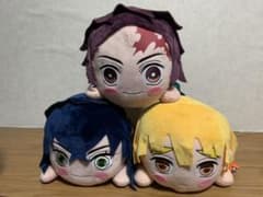 【内田さん専用】鬼滅の刃　寝そべり　竈門炭次郎　我妻善逸　嘴平伊之助　３種セットのサムネイル