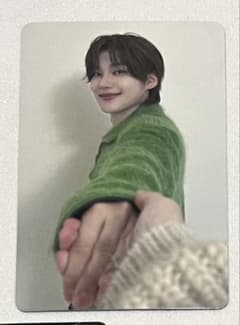 evnne パクハンビン トレカ 박한빈 포카 - メルカリ