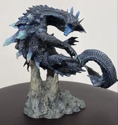 箱付き】モンスターハンター クリエイターズモデル ラギアクルス希少種