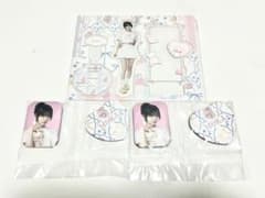 ILLIT エニマイくじ モカ アクリルスタンド 缶バッジ