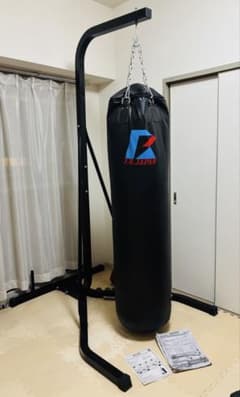 引き取り限定　サンドバッグ　岐阜県から出品です。 引き取り限定（大阪）】サンドバッグ スタンド付き 約150cm - メルカリ