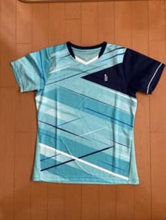 バドミントンゲーム シャツのサムネイル
