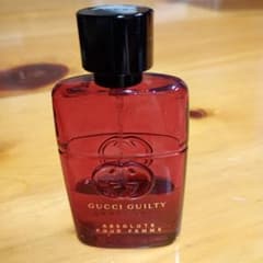 GUCCI GUILTY ABSOLUTE POUR FEMME 香水のサムネイル