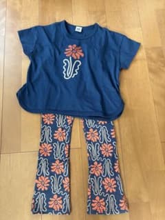 【新品】ネイビー 花柄 セットアップ 110cm mid mile むくぞーのサムネイル