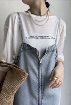 DouDouシアーロゴロンTEE ホワイトのサムネイル
