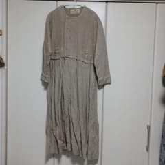 nest Robe ベージュ ロングワンピースのサムネイル