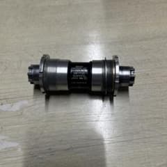 SHIMANO DURA-ACE BB-7700 ボトムブラケット 美品 - メルカリ
