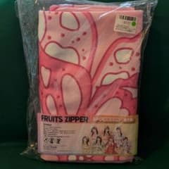 FRUITSZIPPER GIGO フード付きタオル　コンプリート FRUITS ZIPPER × GiGO フード付きタオル 松本かれん ③ - メルカリ