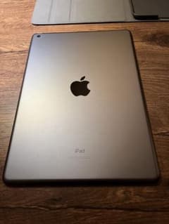 【ジャンク品‼️】Apple iPad 第8世代 WiFi 128GBのサムネイル