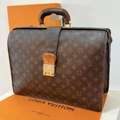 LOUIS VUITTON ルイヴィトン モノグラム コンセイエ ビジネスバック