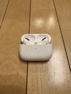 AirPods Pro ワイヤレスイヤフォン 本体のサムネイル