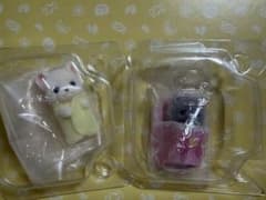 シルバニア キラキラくじ フレンチブルドッグ & ペルシャネコ ちいさい赤ちゃんのサムネイル