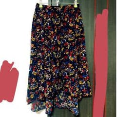 MAKI様専用  花柄 ViS イレヘムスカートのサムネイル