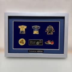 adidas 2002World Cup 非売品ピンバッジ額 - メルカリ